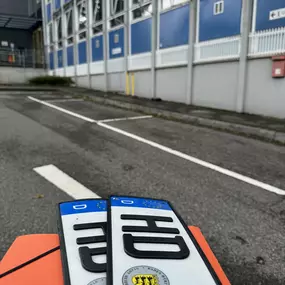 Bild von KFZ-Zulassungspartner Stuttgart  Ludwigsburg  Böblingen  Kfz Zulassung  Abmeldung  Ummeldung  Kennzeichenservice  TÜV