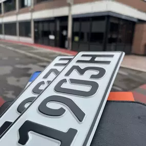 Bild von KFZ-Zulassungspartner Stuttgart  Ludwigsburg  Böblingen  Kfz Zulassung  Abmeldung  Ummeldung  Kennzeichenservice  TÜV