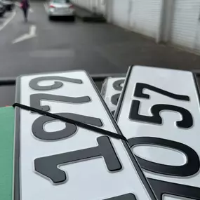 Bild von KFZ-Zulassungspartner Stuttgart  Ludwigsburg  Böblingen  Kfz Zulassung  Abmeldung  Ummeldung  Kennzeichenservice  TÜV