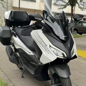 Bild von KFZ-Zulassungspartner Stuttgart  Ludwigsburg  Böblingen  Kfz Zulassung  Abmeldung  Ummeldung  Kennzeichenservice  TÜV