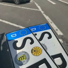 Bild von KFZ-Zulassungspartner Stuttgart Ludwigsburg  Kfz Zulassung  Abmeldung  Ummeldung  Wunschkennzeichen  Kurzzeit / Zoll