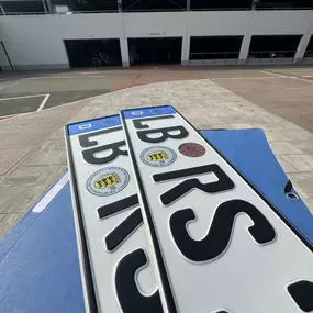 Bild von KFZ-Zulassungspartner Stuttgart Ludwigsburg  Kfz Zulassung  Abmeldung  Ummeldung  Wunschkennzeichen  Kurzzeit / Zoll