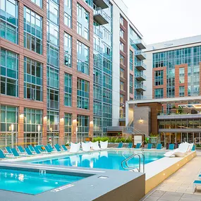 Jacuzzi and Outdoor Pool and Deck at Sentral Union Station