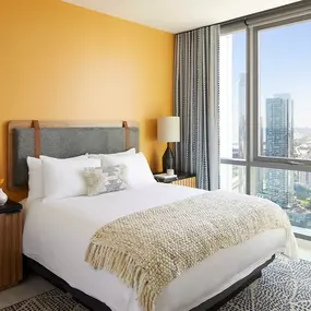 Bedroom with a View and Floor to Ceiling Windows at Sentral Michigan Ave