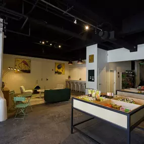 Bild von Botanika SLC – Non-Alcoholic Bottle Shop & Gourmet Market