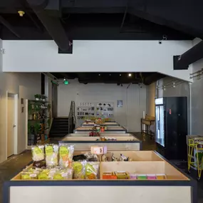 Bild von Botanika SLC – Non-Alcoholic Bottle Shop & Gourmet Market