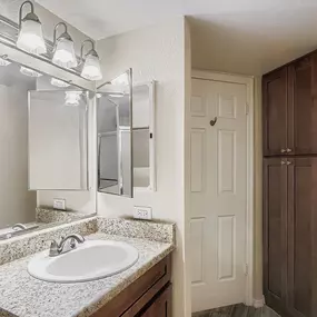 Bild von Rise Mountain Ridge