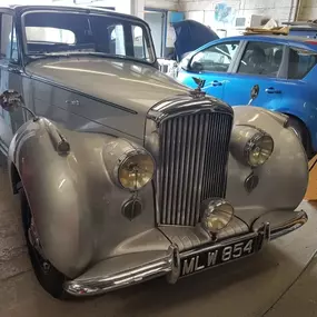 Bild von Shepperton Bodyworks Ltd