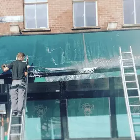 Bild von C-Thru Window Cleaning Specialists