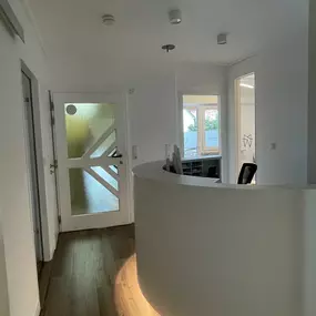 Bild von Zahngesundheit Heusenstamm | Zahnarzt | Implantologie | Ästhetische Zahnheilkunde