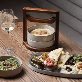 Bild von Mēdüzā Mediterrania New York