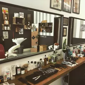 Bild von ???? Ul Barbee - Il Barbiere di Melide ????