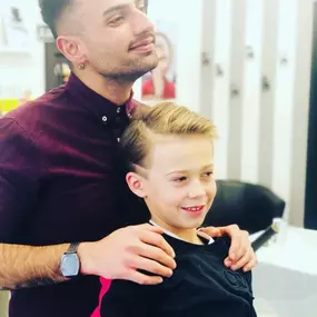 Bild von ???? Ul Barbee - Il Barbiere di Melide ????