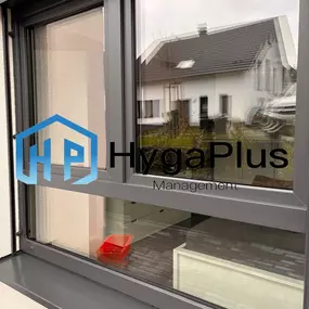 Bild von HygaPlus Gebäudereinigung - Glasreinigung Menden - Hemer - Balve