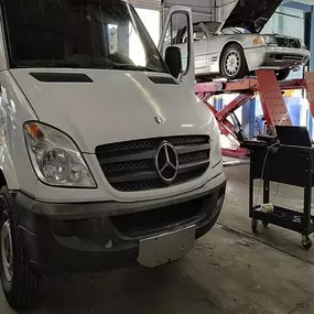 Houston, Katy, Cypress Sugar Land Sprinter Van service and repair, Sprinter Van oil Change, Sprinter van brake repair