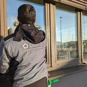 Bild von Glanz Dienstleistungen