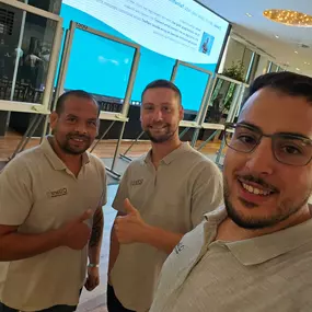 Bild von Glanz Dienstleistungen