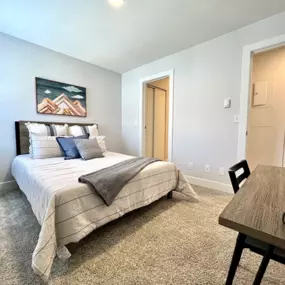 80526 apartments for students