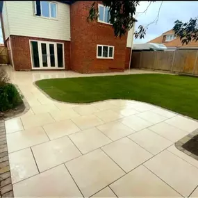 Bild von Clark Paving & Landscaping