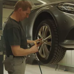 Bild von Bloder Peter - Lackierzentrum u. Spenglerei