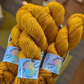 Bild von Oma Knits Textile Co.