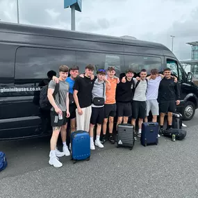 Bild von G L Minibuses