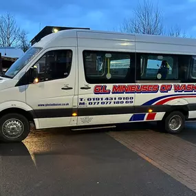 Bild von G L Minibuses