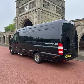 Bild von G L Minibuses