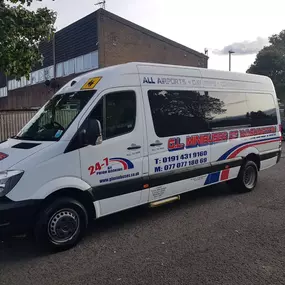 Bild von G L Minibuses