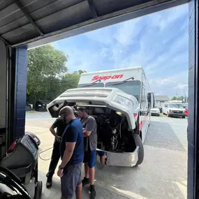 Bild von GarageFellas of Wilmington