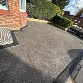 Bild von Tatton Drives and Patios Ltd