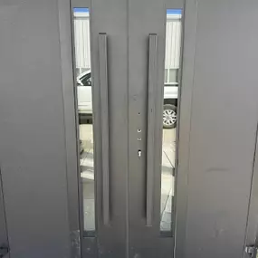 Bild von UnitedPorte — Doors/Windows/Kitchens/Vanities/Floor