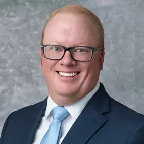 Jon Douvier  - Old National Wealth Advisors, Wealth Advisor in St. Cloud,MN professional headshot