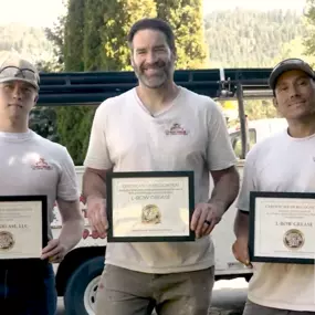 Bild von L-Bow Grease, LLC