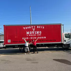 Bild von Varsity Boys Moving & Hauling Junk