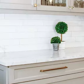 Bild von Waterfall Countertops