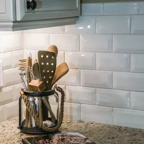 Bild von Waterfall Countertops