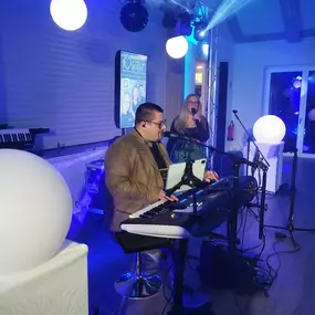 Bild von Partyband Rhythm and Heart