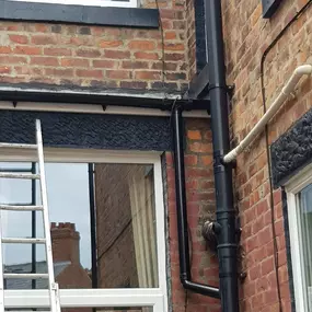 Bild von Lowes Roofing and Guttering Services Ltd