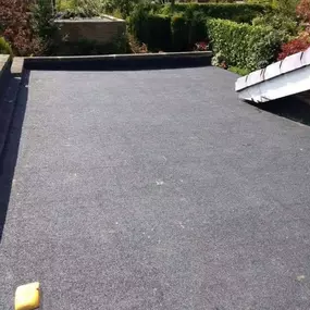 Bild von Lowes Roofing and Guttering Services Ltd