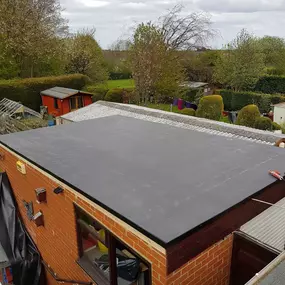 Bild von Lowes Roofing and Guttering Services Ltd