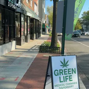 Bild von Green Life DC Weed Dispensary And Marijuana Delivery