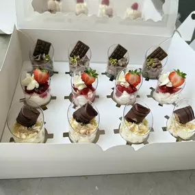 Bild von MiniBites Desserts - Custom Desserts & Event Sweet Tables