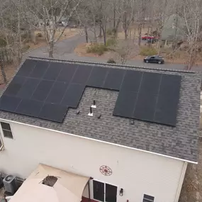 Bild von MACK Solar and Roofing