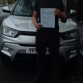 Bild von Genesis School Of Motoring