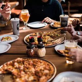 Bild von Crust Pizza Co. - Harper's Preserve