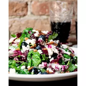 arugula, radicchio, feta, candied pecans, poppy seed dressing