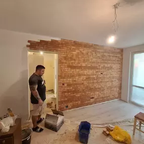 Bild von Zwicky Ionut Lae