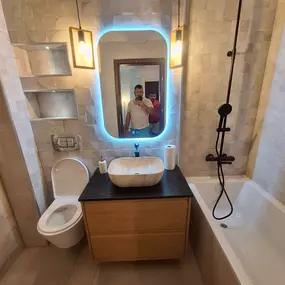 Bild von Zwicky Ionut Lae