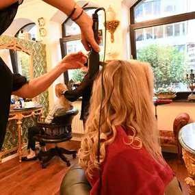 Bild von Muscat HairArtist - Ihr Friseur in Frankfurt